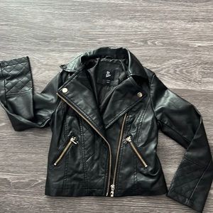 Girls pleather jacket size small 6/6X